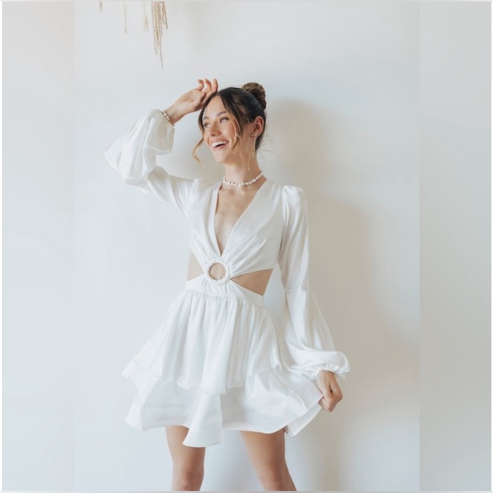 UNTAMED PETALS BY AMANDA JUDGE White Mini Dress